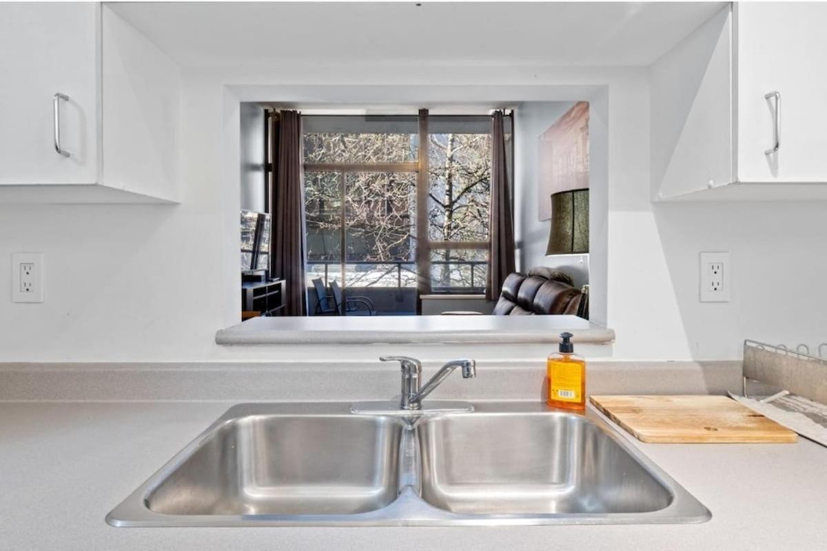 Apartment Cozy 1 Bedroom Downtown Vancouver